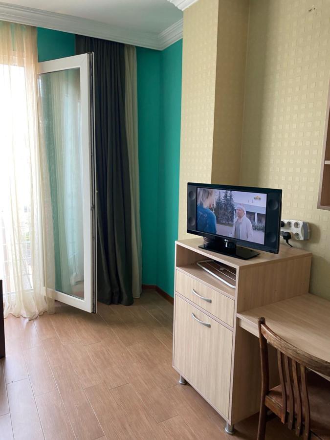 Nina'S Apartment On Gorgasali 바투미 외부 사진