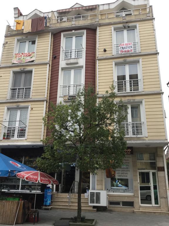 Nina'S Apartment On Gorgasali 바투미 외부 사진